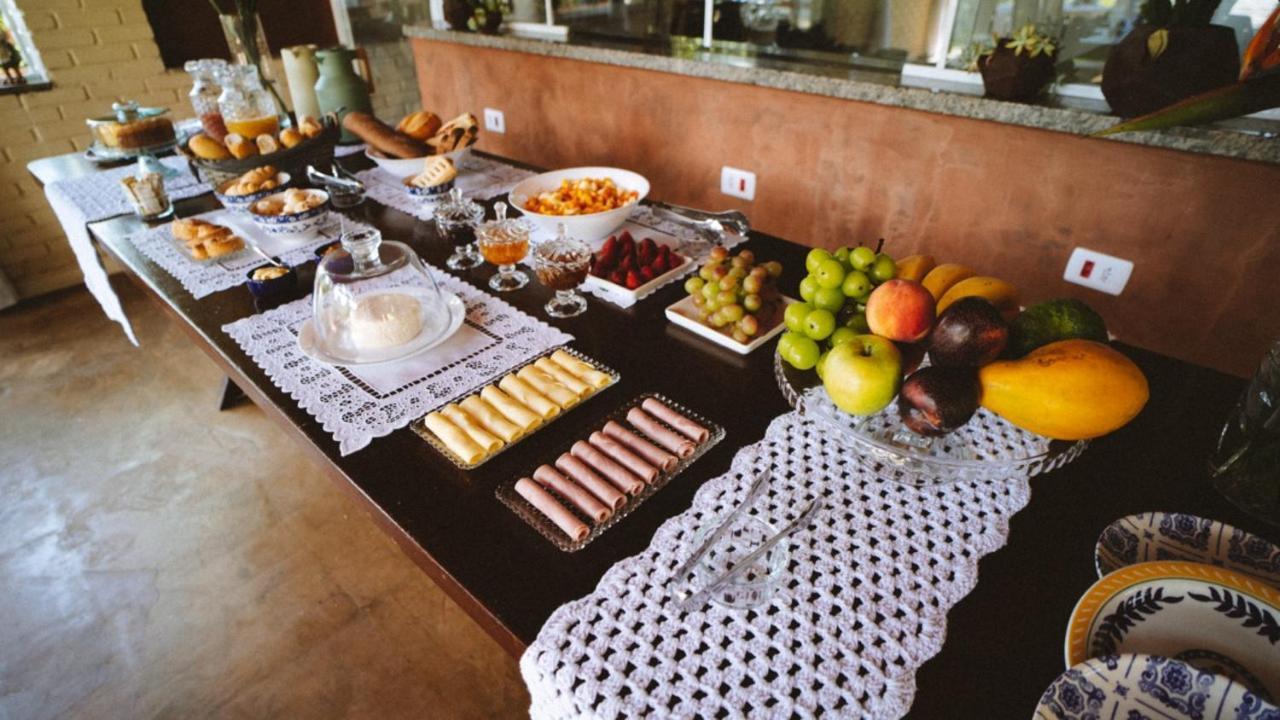 Pousada Boutique Mercedes อิสเตรมา ภายนอก รูปภาพ